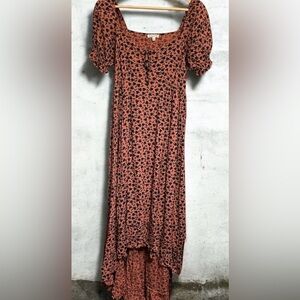 NWOT PATRONS OF PEACE WOMENS HI LOW MAXI FLORAL DRESS BOHO STYLE SIZE SMALL.